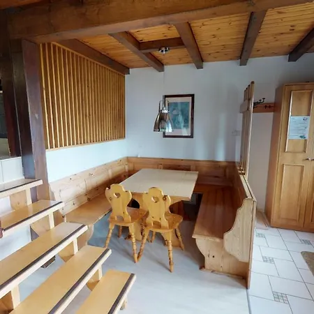 Tschuggen 59 Alpstuga Blatten bei Naters